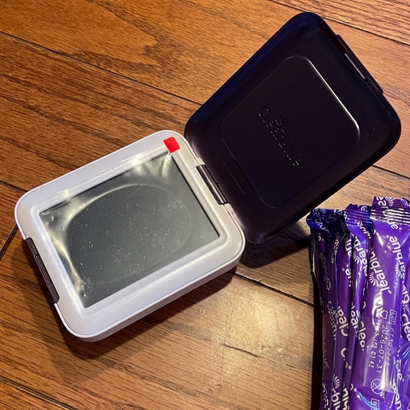 Clearblue Fertility Monitor with Touch Screen w 12 test sticks - Picture 2 of 4